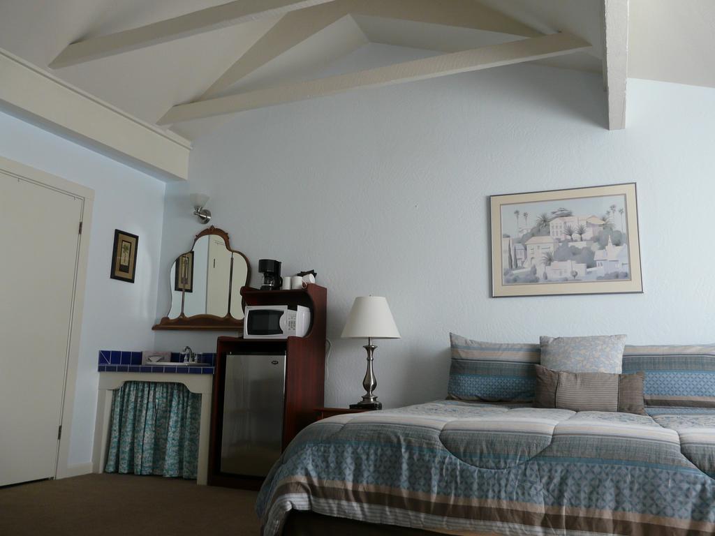 Harbor Inn Santa Cruz Exterior photo